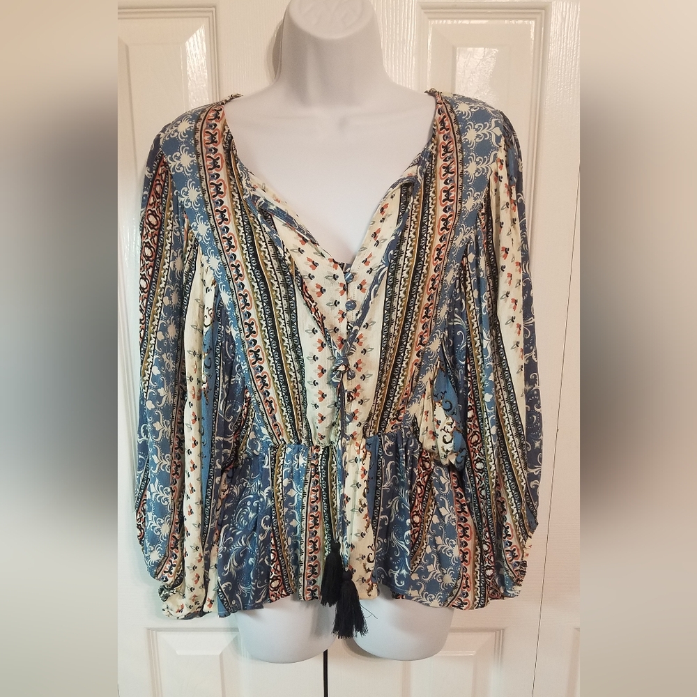 NWOT Ces Femme Bohemian Blue and Cream Women's Top